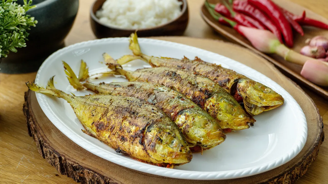 Pan Fried Mackerel with Chilli - 