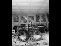 Download Lagu kemahiran anak IWAN FALS bermain drum (raya rambu rabani)