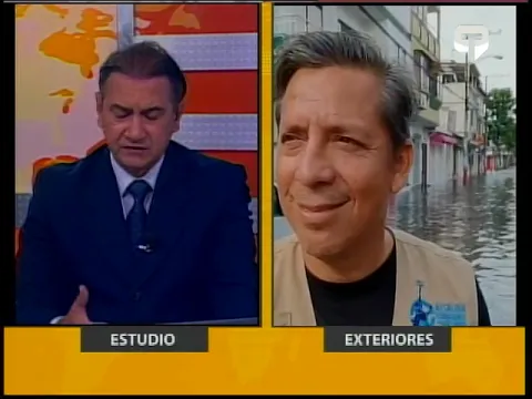 Calles inundadas en Sauces 6 av. Antonio Parra y Gabriel Roldós