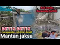 DETIK-DETIK MENEGANGKAN EXCAVATOR RAGU RAGU ROBOHKAN BANGLI MILIK MANTAN JAKSA YANG RIBUT DENGAN KDM