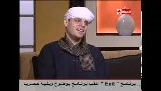 بوضوح   عمرو الليثي يتاثر باحساس الشيخ محمود ياسين التهامى فى ابتهالات السنة الهجرية الجديدة دندنها