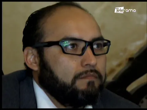 Gobierno y policía presentarán denuncia por agresión a policías