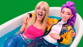 я кинул БОМБОЧКИ БЕРЕМЕННЫХ K-POP DEMON HUNTERS в 3:00 ночи!