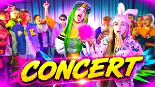 Diana is challenging for popularity! Concert of FAKE DIANA in a country house!