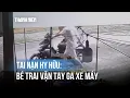 Download Lagu Hy hữu: Bé trai 7 tuổi vặn tay ga xe máy gây tai nạn thương tâm
