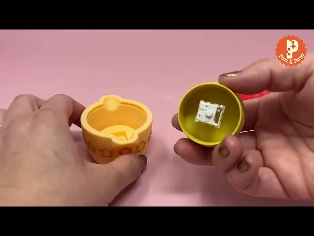 Retro Food Container Fidget Clicker with Twist Lock Lid – Gelatin Mold and Veggie Medley video thumbnail