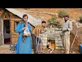 Download Lagu Husband with a broken leg, mother with a shovel in hand; building another shelter in the mountains