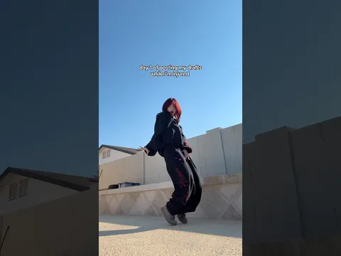 ‘billie jean’ tiktok dance trend | dc: @carlowrush