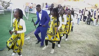 mmina tholo mosadi wa pelo