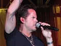 Gary Allan - Nothin' on but the Radio