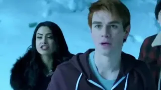 انا العاشق لعينيك 