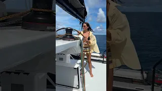 Evening Routine aboard La Vagabonde 🥥🚿 @GarnierAustralia #garnieraunz #garnierhair #ad