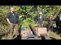 Download Lagu Apimondia dag 2 - het bevruchtingsstation van Mogens Mundt, opvolger van Keld Brandstrup