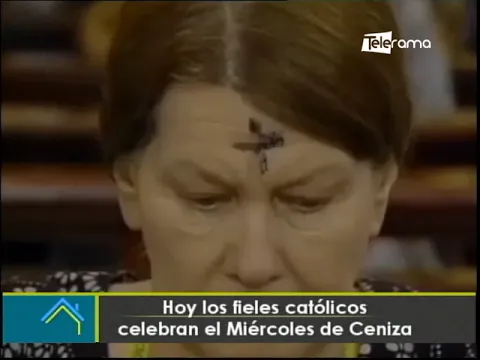 Fieles Católicos celebran el miércoles de ceniza