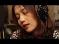 Download Lagu Five Minutes - Bertahan (Cover) | Julia Choirani