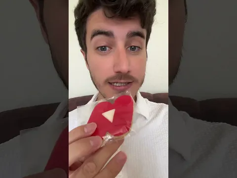 Ne diyor anlayan var mı?👀😂