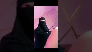 فضيحة منقبة سعودية تشلح العبايه حقها تستعرض مكوتها بث مباشر تانجو نار 