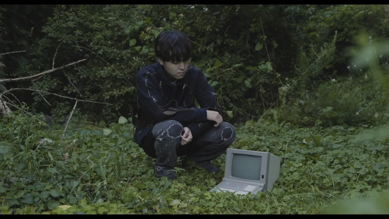 Promise (feat. Leellamarz)の公式MVサムネイル