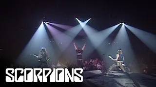 Download Scorpions - Rock You Like A Hurricane (Live in Berlin 1990) MP3