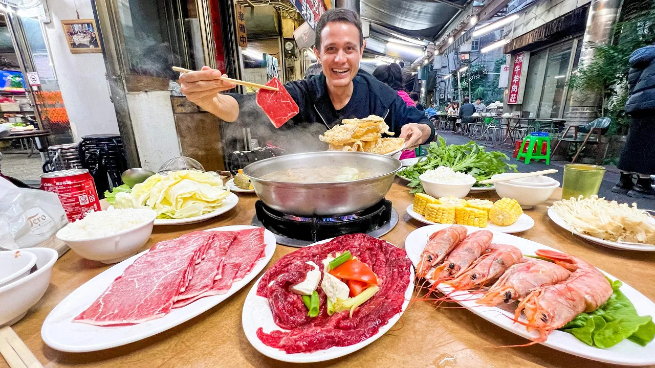 Luxury VS. Street Food HOT POT in Asia!! Giant Meat Bleachers!!