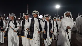 Download Danse de l'épée et théâtre, les arts du spectacle à l'honneur au Qatar MP3