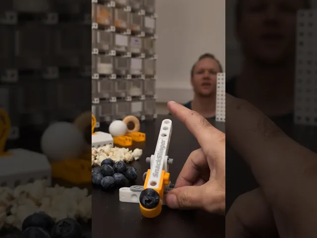 STEMFIE Snack-Slinger video thumbnail
