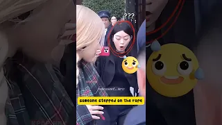 Rosé S Reaction When The Bodyguard Stepped On Her Strap Blackpink Rosé Rose Kpop Shortvideo 