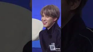 جونغكوك يقلد صوت جيمين هههههه تقليدهم لبعض بى تى اس آاارمى Bts Bts 