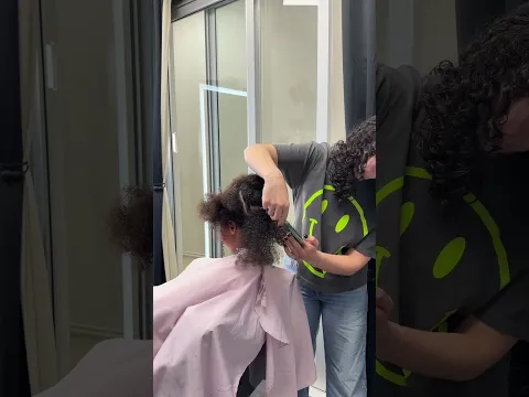 #curlyhair #curlyqueen #hairtok #curlconfidence #hair #hairstylist #haircare #hairmaster #kidshair