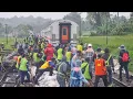 Eksekusi Langsung Saat Hujan Deras Pergantian Rel Wesel KAI Tetap Berjalan.