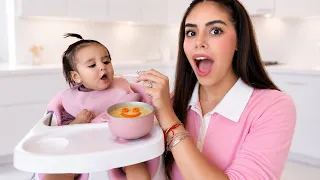 mi HIJA prueba COMIDA por PRIMERA VEZ 🥣