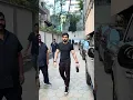 Emraan Hashmi gespot in de sportschool in Bandra, zwarte T-shirt met volledige stealth-modus-sfeer