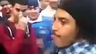 الجوكر والشاعر فى الشارع                           دندنها