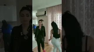 رقـص مـن مـسـلـسـلات تـركـيـه اغـنـيـة تـركـيـه راقـصـه غـصـن الـخوخ Erik Dalı 