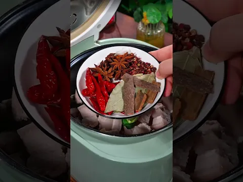 This woman is incredibly creative