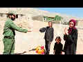 Download Lagu Homeless Girls Get Help From Soldier To Build House