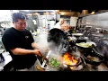 Amazing cooking skills Very fast Chinese restaurant that can make one dish in one minute