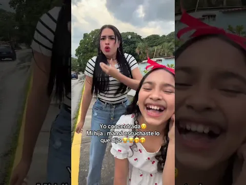 Mi hija y yo practicamos mucho el baile y se daño 😫😫🤣🤣🤣