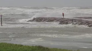 Wind rain severe weather in Galveston