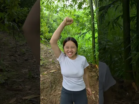 She defeated a ferocious bull 😱 #survival #bushcraft #lifehacks #shorts