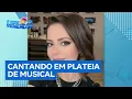 Lagu Sandy canta na plateia de musical de Eduardo Sterblitch em SP; veja