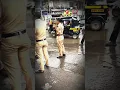 Lagu आपन आपल्या कामात व्यस्त 😄 👮‍♀️ 🚨 #maharashtrapolice #maharashtra #police #policeofficer #duty