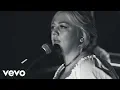 Download Lagu Elle King - Little Bit Of Lovin' (Live From London)
