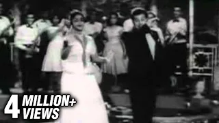 andru vanthathum ithe nila tamil classic romatic song periya idathu penn mgr saroja devi
