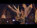Download Lagu Lana Del Rey - Chemtrails Over The Country Club (Live in London, Wembley Stadium)