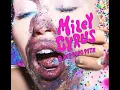 Miley Cyrus - Space Boots
