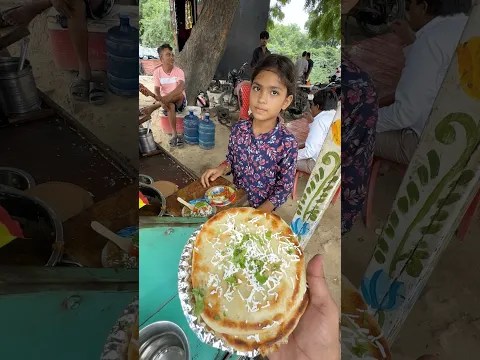 इस नन्नी सी दुकानवाली को देखकर बहुत ख़ुशी 😁 हुई 👌