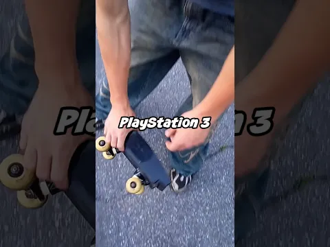 Катается на PS3 вместо доски 😄