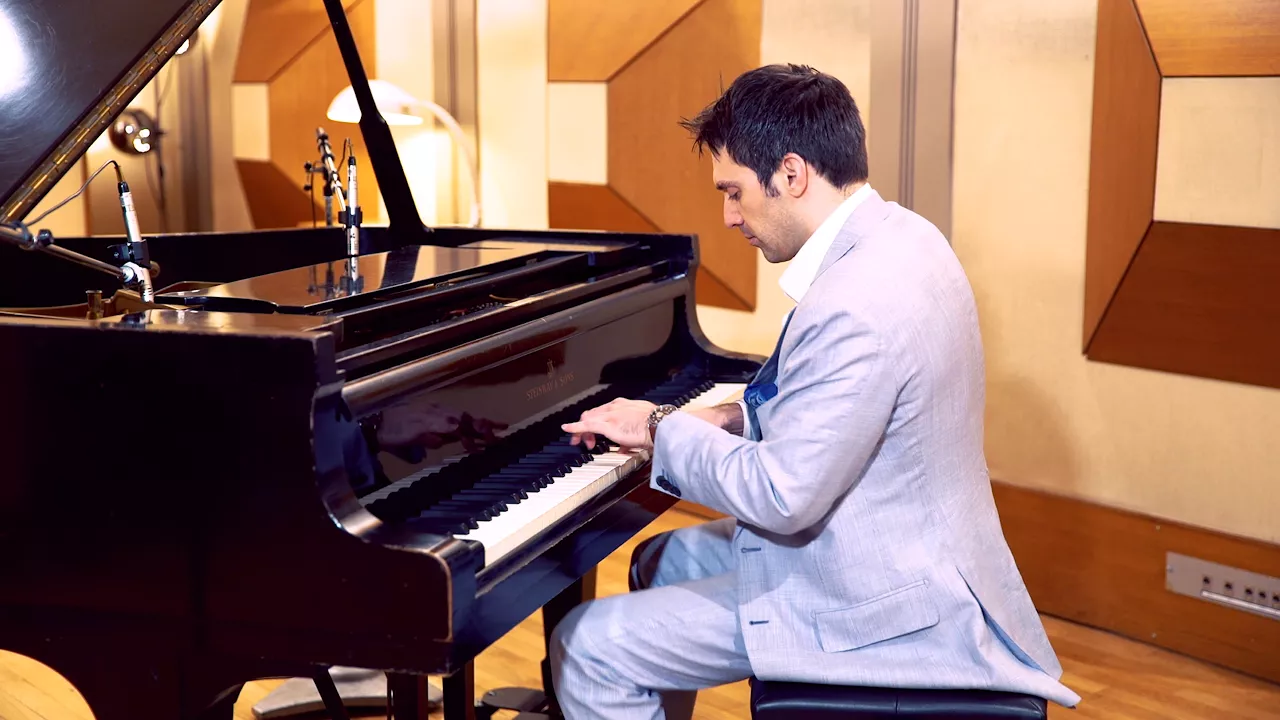 Honeysuckle Rose (Fats Waller) - Scott Bradlee Stride Piano Honeysuckle Rose (Fats Waller) - Scott Bradlee Stride Piano