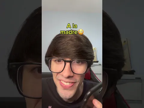 Le dije a Siri que el Nokia le cayo un avion y se rompió🤣 #humor